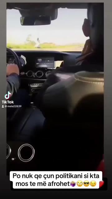 @Je Suis Mela