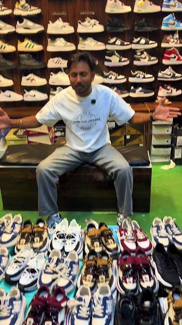 @Shoe Bank And Fashion Hunt