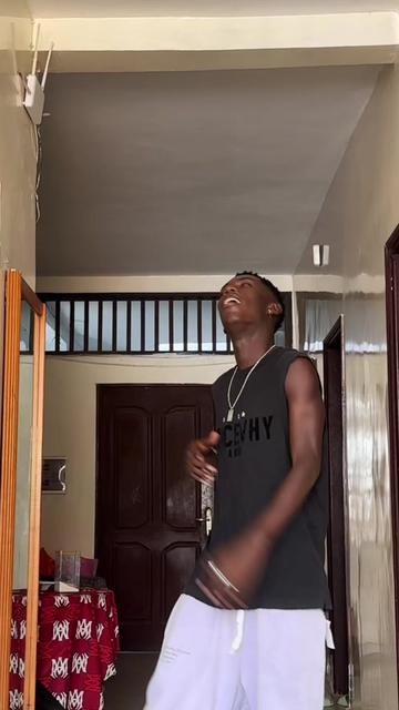 @PRINCE_✪_LØÜFA_🇸🇳!!