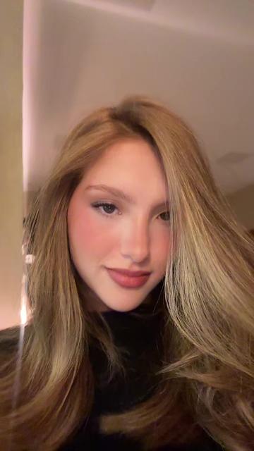 @Ju✨