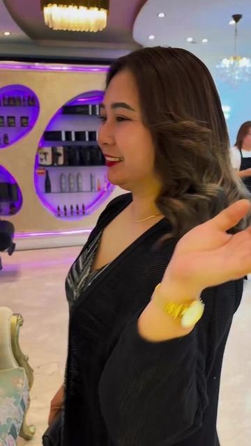 @DESERT WAVE BEAUTY CENTER