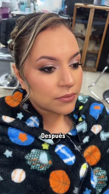 @️Angie Cast