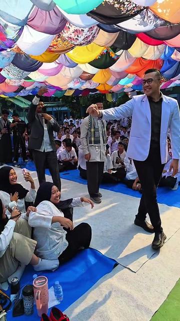 @dr. Gia Pratama