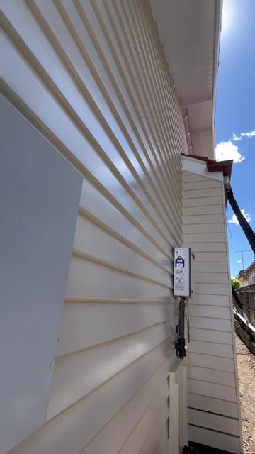 @womeninwhitepainters