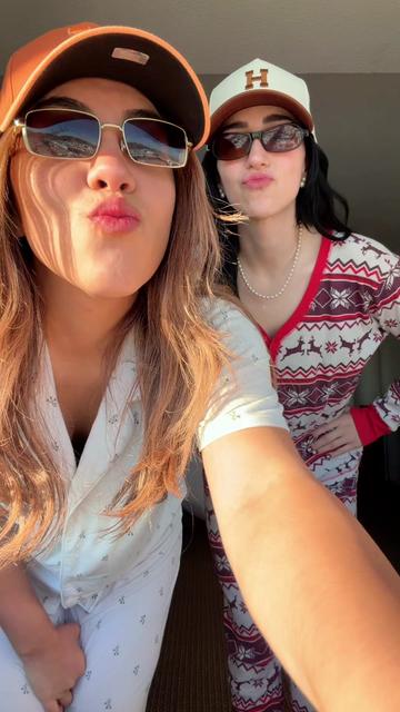@Ana Karen