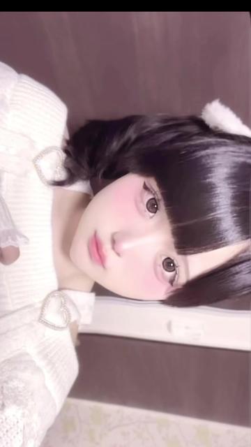 @もにもに