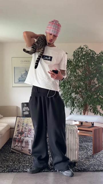 @PJ SRISŨK
