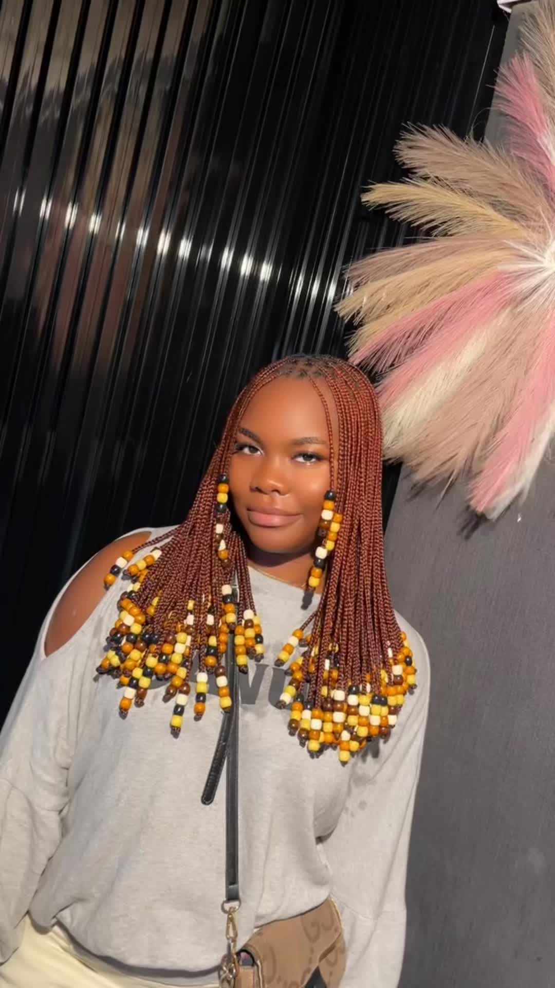 @Hairbyamaka2
