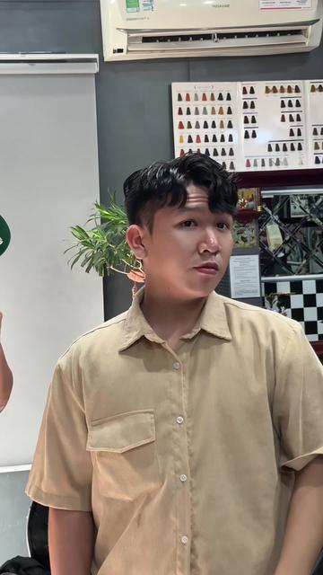 @Tấn T&oacute;c Nam