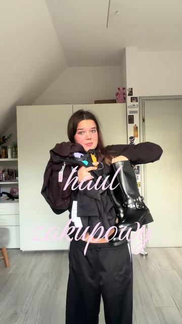 @★𝒫ℴ𝓁𝒸𝒾𝒶★