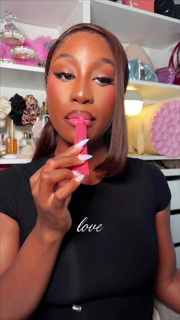 @toyomuyiwa 🖤
