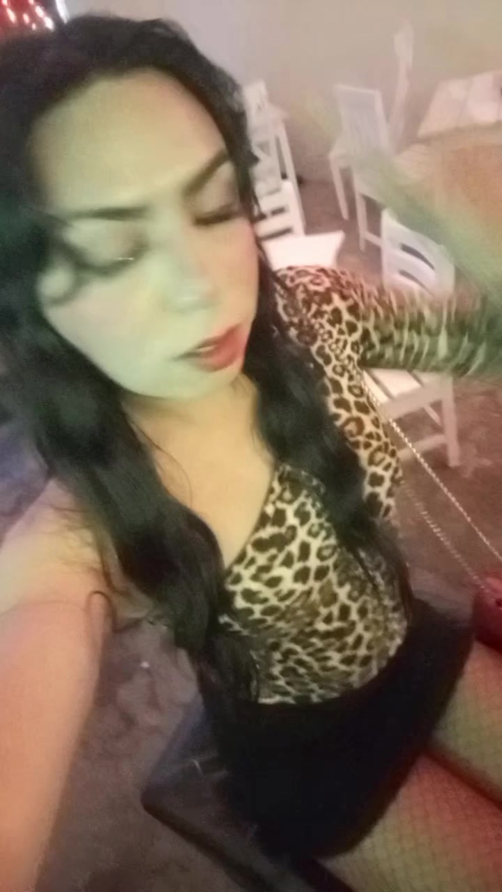 @BRITNEY SOTO