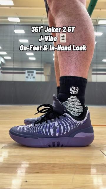@SneakrTweakr&trade;