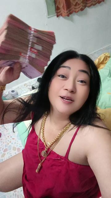 @ชุลีพร ใจเย็น