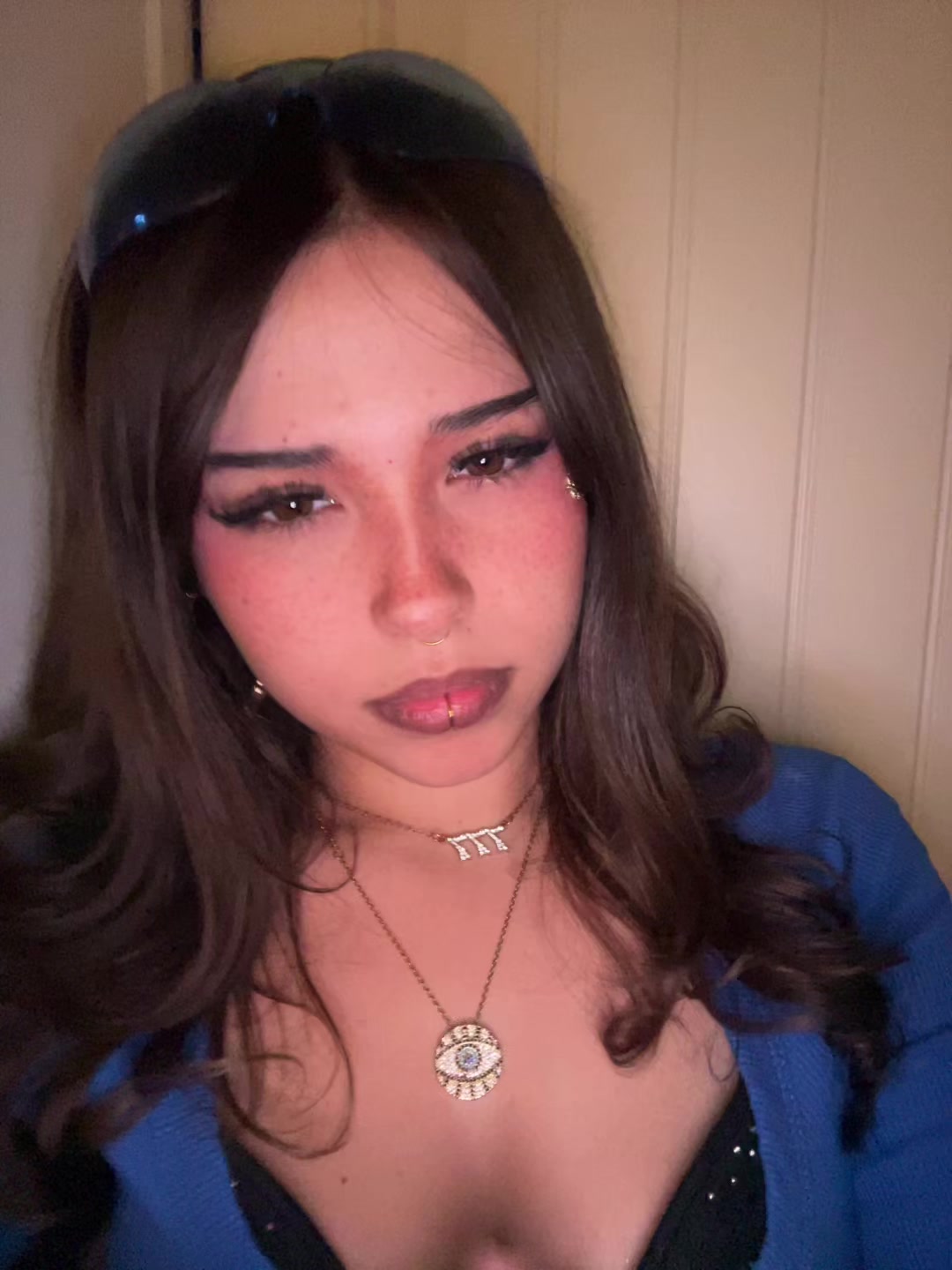 @⚜️