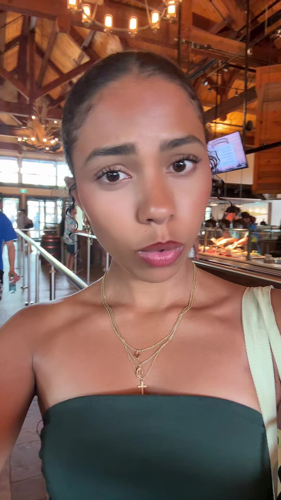 @𝓢hyla