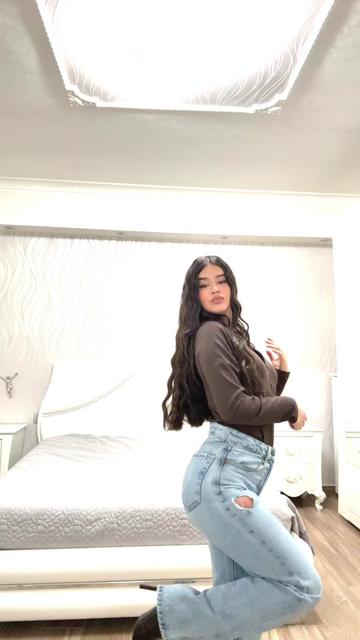 @𝐬𝐨𝐟𝐢𝐚😼
