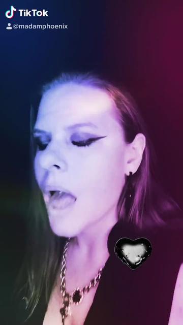 @MadamPhoenixRose