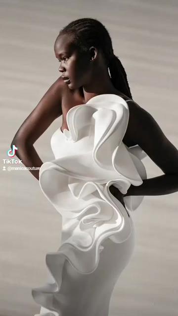 @MANICACOUTURE