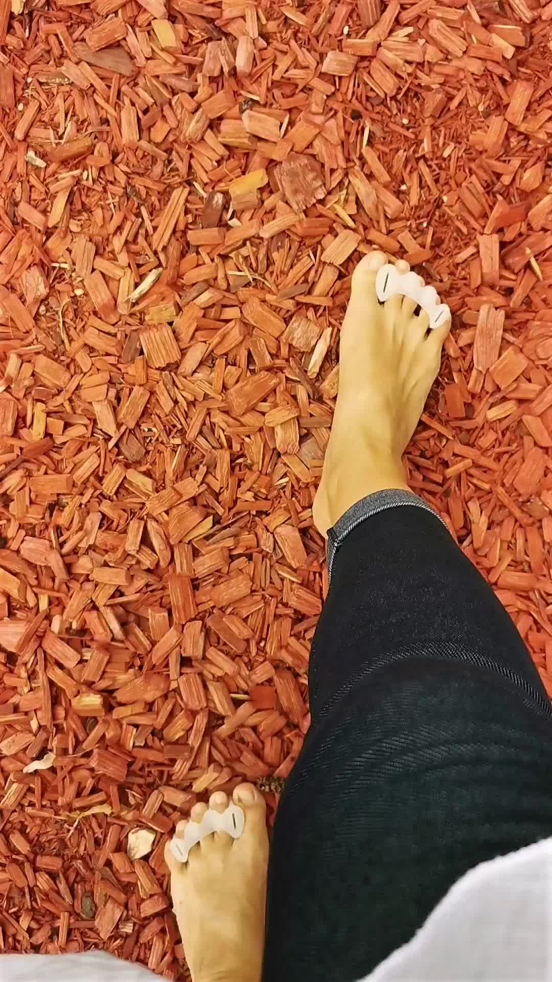 @Barefootbudapest