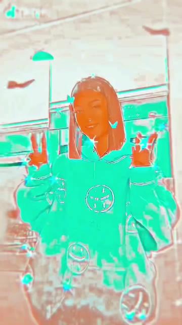 @🍓 - liv <3