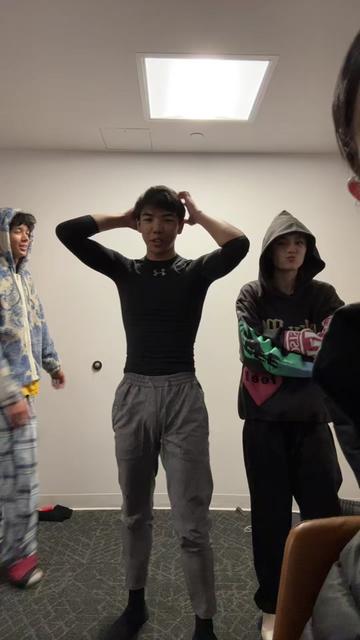 @kyawzwa