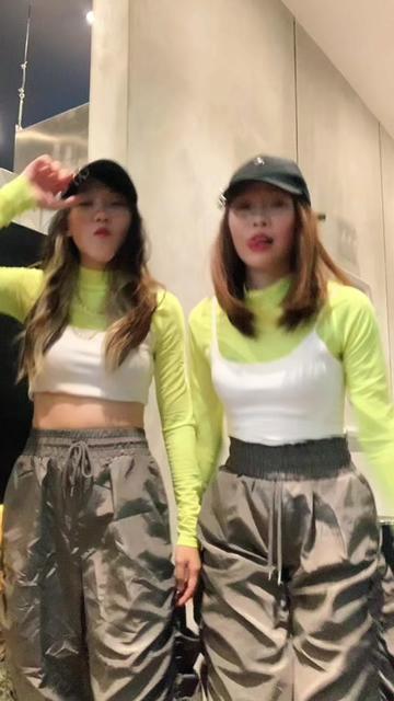 @IdenticalDance