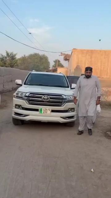 @Farooq Ahmad Bhatti