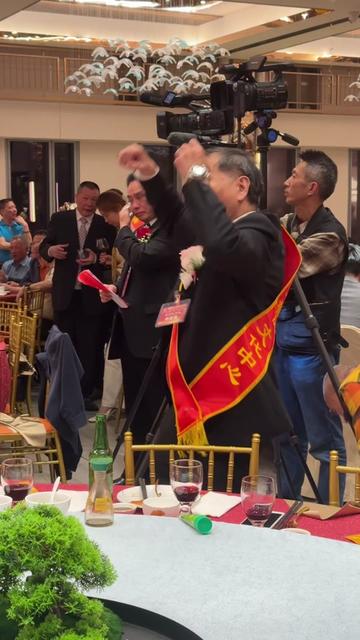 @美国华讯