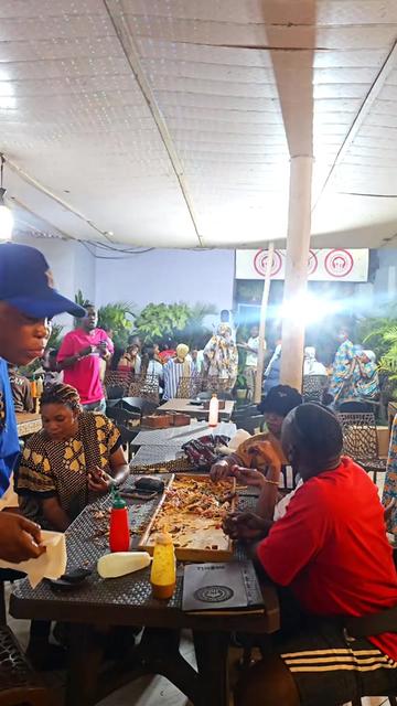 @GEZAJUU FAST-FOOD