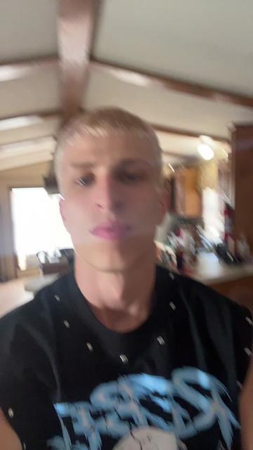 @yvng.danny.steppin