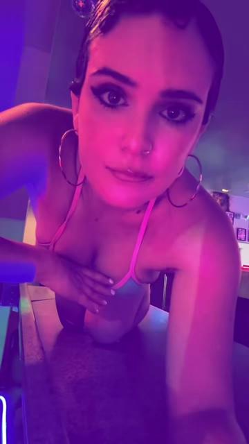 @Jewlez