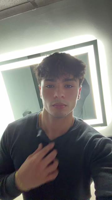 @𝙽𝙾𝚃_𝙼𝙾🥇🇸🇻