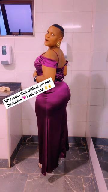 @2nd October born babe.🎂💖💙🥰