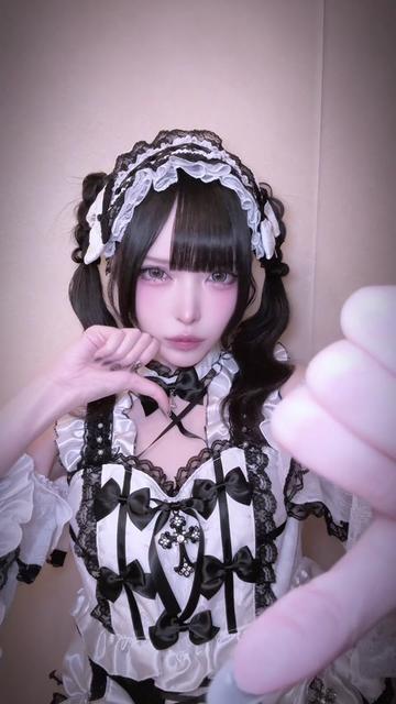 @黒魅らら