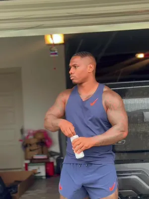 @Tj