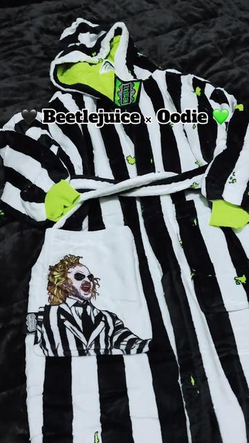 @Goth Barbie