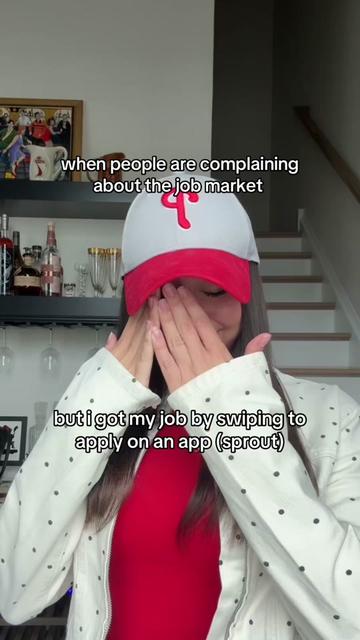 @careerwithsarah