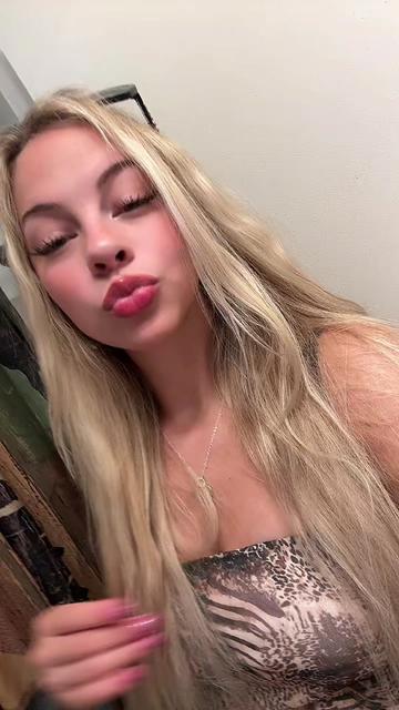 @༺✩𝓙𝓮𝓼𝓼✩༻