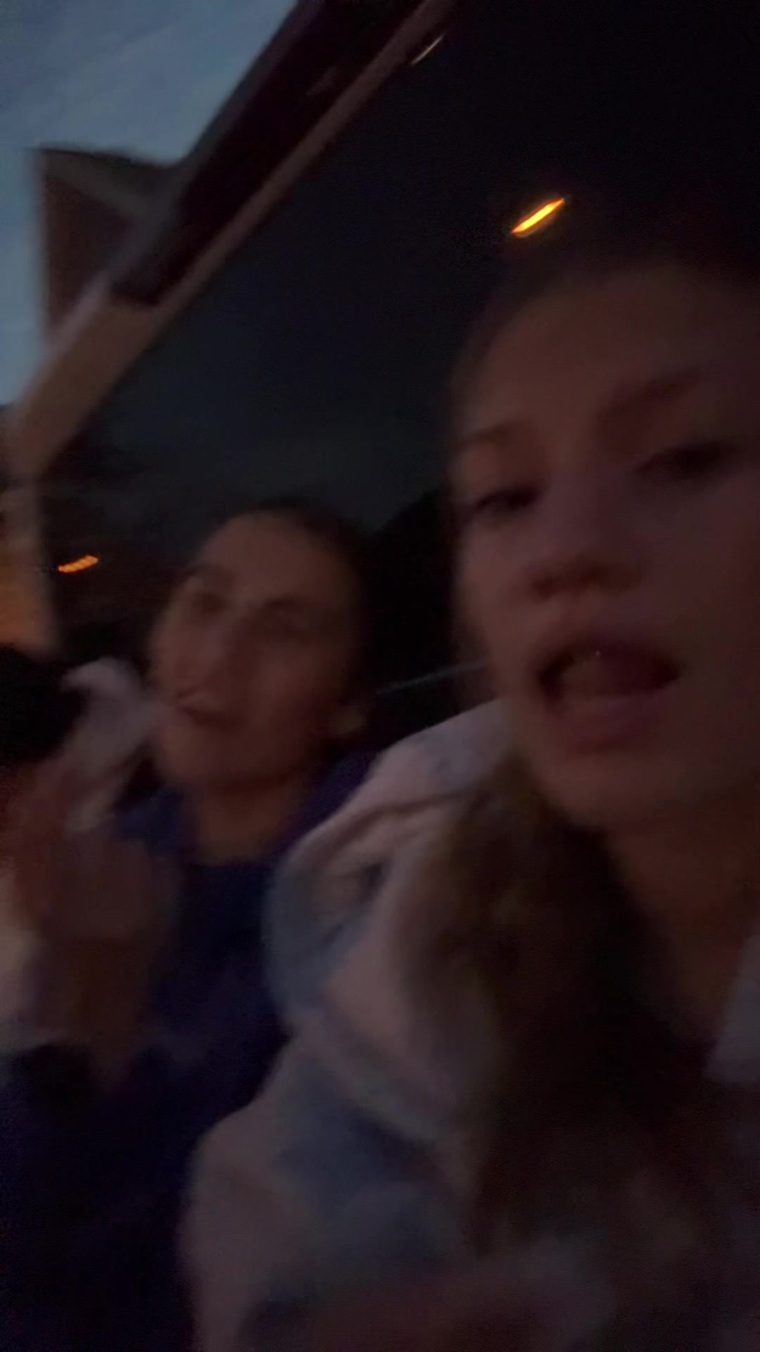 @🙈