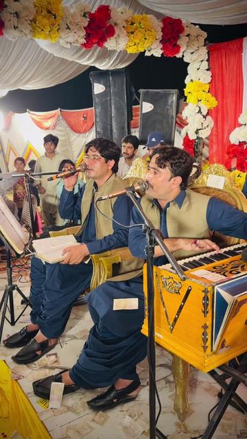 @Singer Tahir Farooq