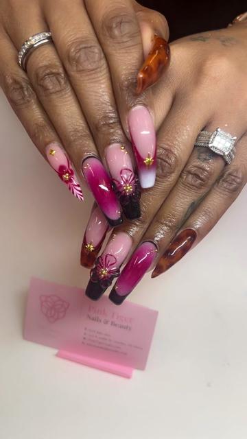 @PinkTigerNailsBeauty