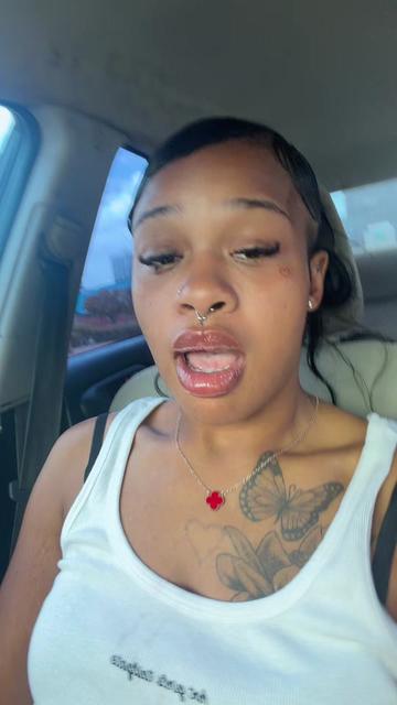 @iiamnicoleeeeee