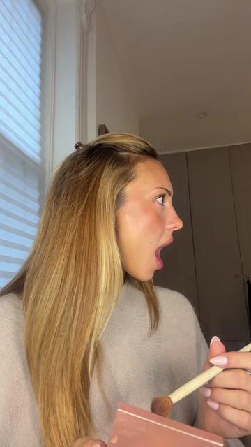 @bella l&ouml;vkvist