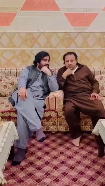 @🧡🤎💛Malak Namat Allah💙💜💚