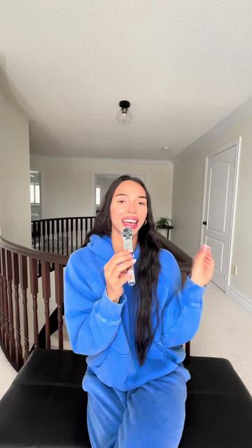 @olivia
