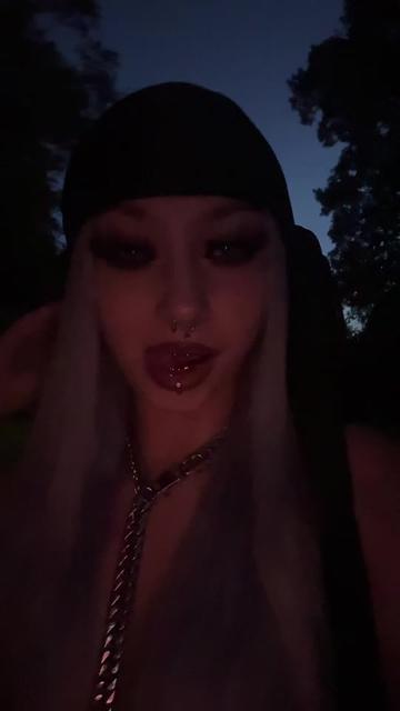 @2pretty4ademon