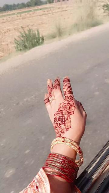 @Anmol Zahra