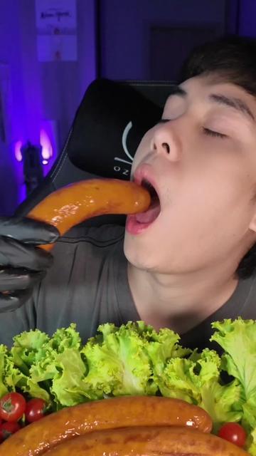 @เบนนี่บุ๊ค