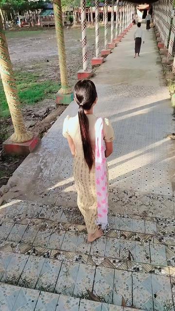 @သံဇင်
